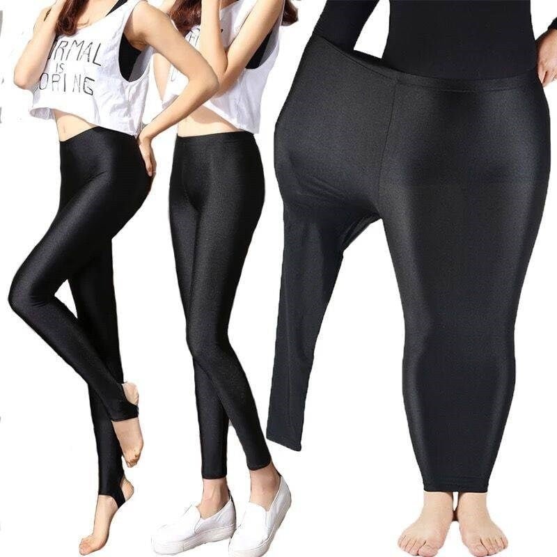 Women's long black leggings, size L